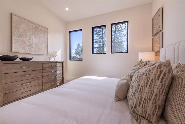 Mountain-Modern Schaffer’s Mill Home with Scenic Views - Truckee, California