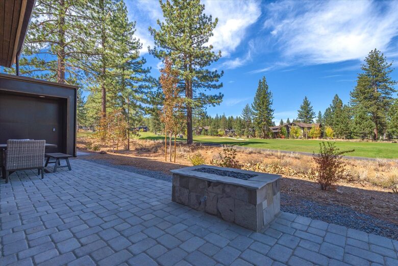 Mountain-Modern Schaffer’s Mill Home with Scenic Views - Truckee, California