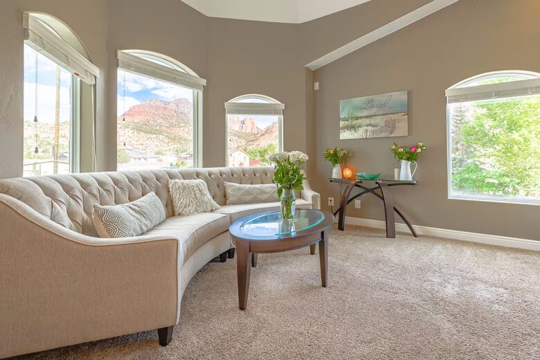 Hildale Group Escape with Pool, Sauna and Private Theater - Hildale, Utah