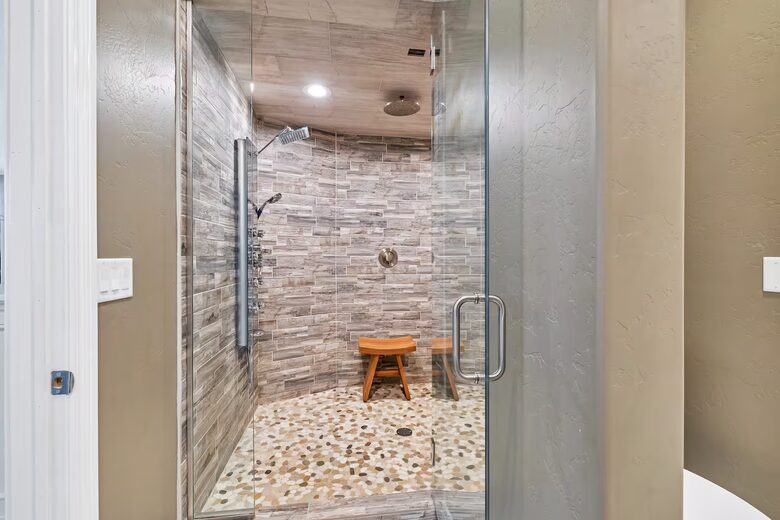 Hildale Group Escape with Pool, Sauna and Private Theater - Hildale, Utah