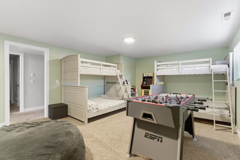 Hildale Group Escape with Pool, Sauna and Private Theater - Hildale, Utah