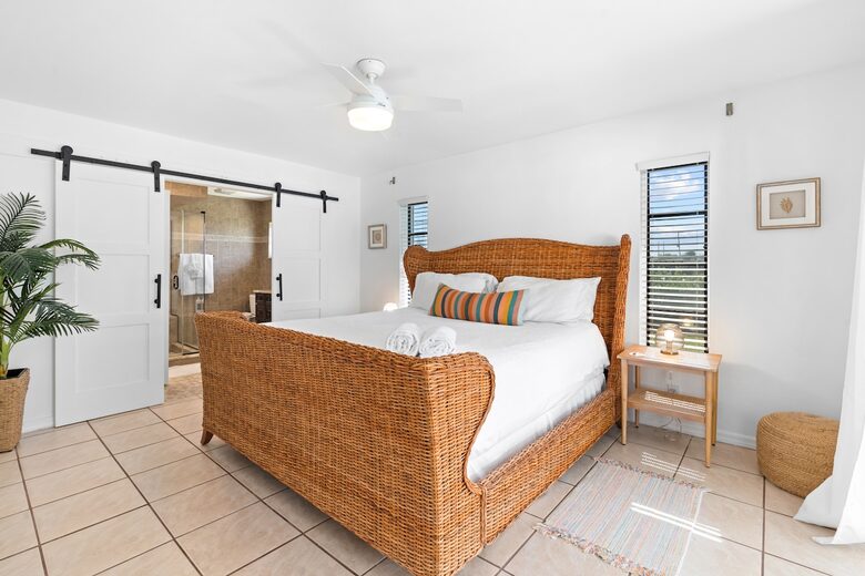 Tropical Retreat with Private Saltwater Pool & Putting Green - Cape Coral, Florida
