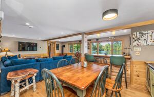 Relaxed East Wakefield Retreat Directly on Balch Lake - East Wakefield, New Hampshire