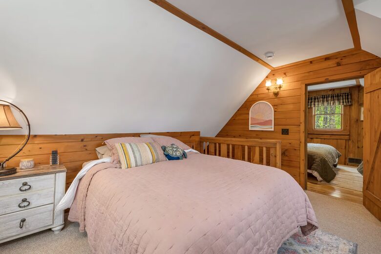 Relaxed East Wakefield Retreat Directly on Balch Lake - East Wakefield, New Hampshire