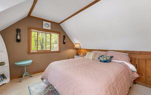 Relaxed East Wakefield Retreat Directly on Balch Lake - East Wakefield, New Hampshire