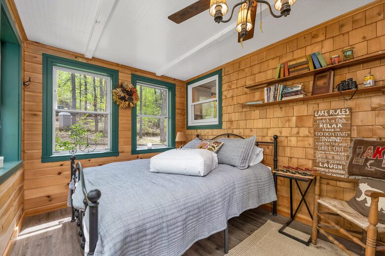 Relaxed East Wakefield Retreat Directly on Balch Lake - East Wakefield, New Hampshire