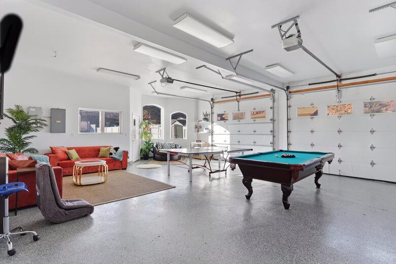Hildale Group Escape with Pool, Sauna and Private Theater - Hildale, Utah
