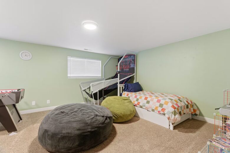 Hildale Group Escape with Pool, Sauna and Private Theater - Hildale, Utah