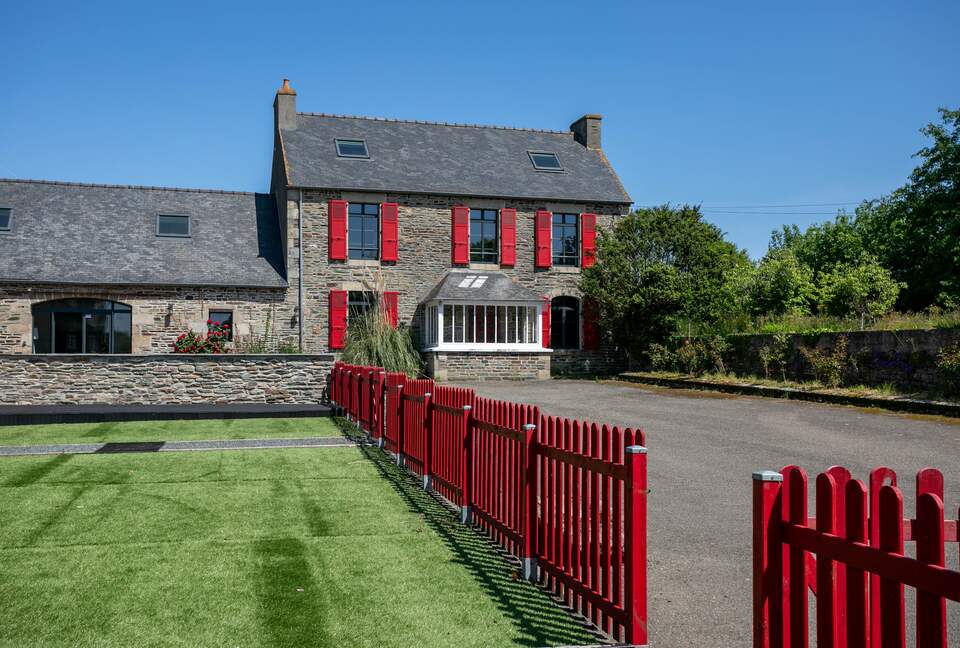 Elegant Breton Home Near the Coast - Plestin les Grèves, France
