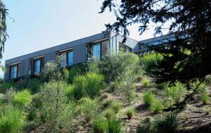 Refined Coastal Home in La Laguna - La Laguna de Puchuncaví, Chile