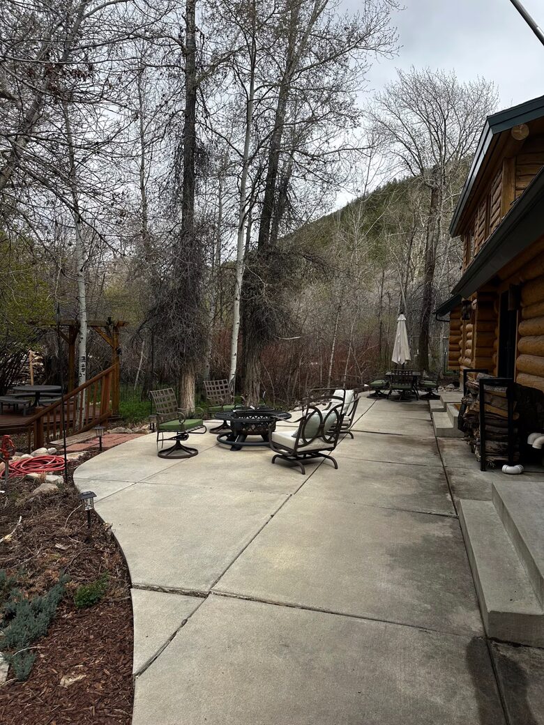 Private Riverfront Retreat in Weber Canyon - Oakley, Utah