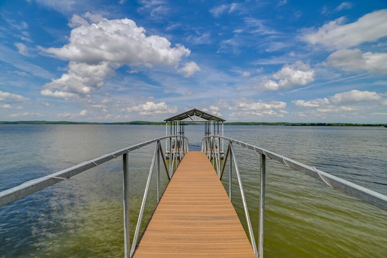 Kentucky Lakefront Retreat with Private Dock and Sunset Views - New Concord, Kentucky