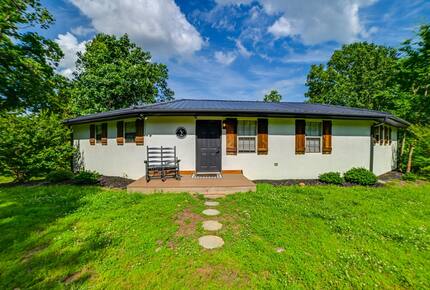 Kentucky Lakefront Retreat with Private Dock and Sunset Views - New Concord, Kentucky