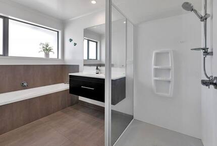 Whangārei Coastal Retreat with Pool, Golf and Tennis - Whangārei, New Zealand