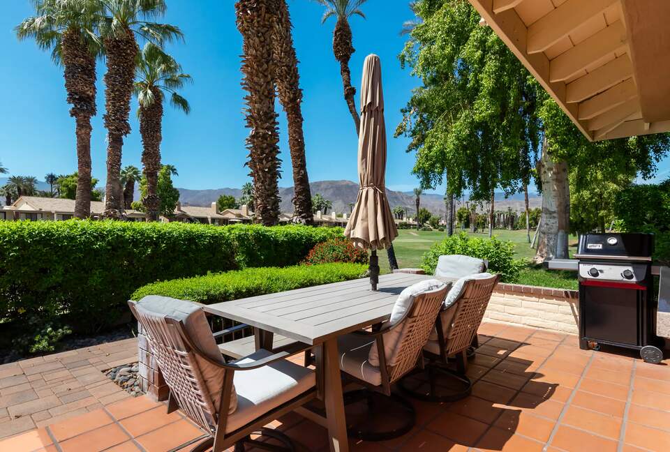 Palm Desert Country Club Retreat Near El Paseo - Palm Desert, California