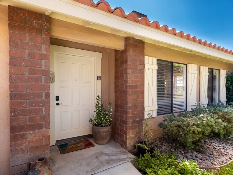 Palm Desert Country Club Retreat Near El Paseo - Palm Desert, California