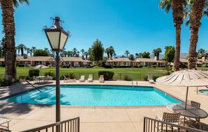 Palm Desert Country Club Retreat Near El Paseo - Palm Desert, California