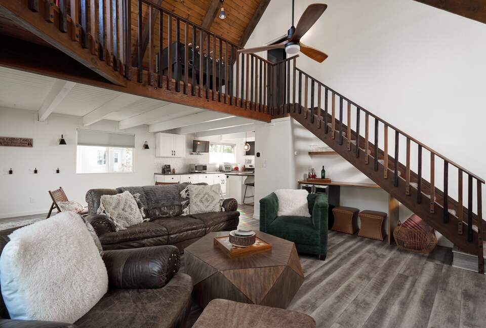 Five-Bedroom Mountain Escape in Big Bear - Big Bear City, California