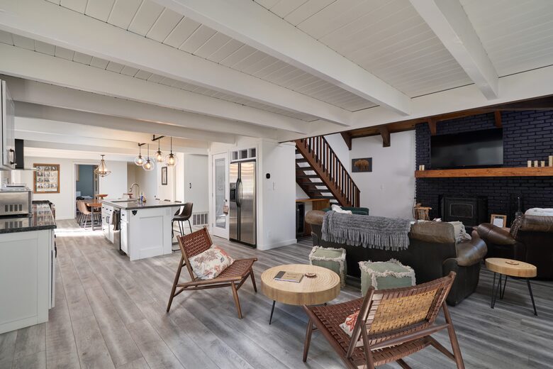 Five-Bedroom Mountain Escape in Big Bear - Big Bear City, California
