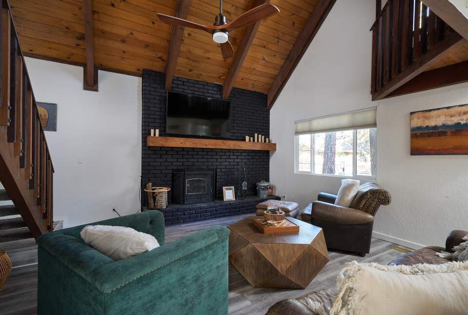 Five-Bedroom Mountain Escape in Big Bear - Big Bear City, California