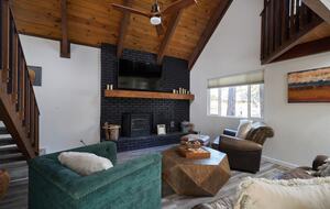 Five-Bedroom Mountain Escape in Big Bear - Big Bear City, California