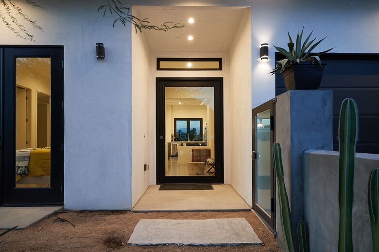 Indian Wells Mid-Century Modern Retreat with Shared Pool - Indian Wells, California