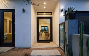 Indian Wells Mid-Century Modern Retreat with Shared Pool - Indian Wells, California