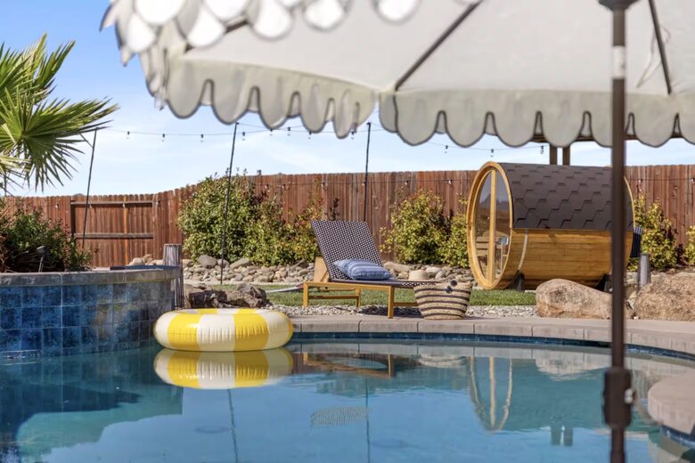 Redding Retreat with Mount Shasta Views, Pool and Sauna - Redding, California