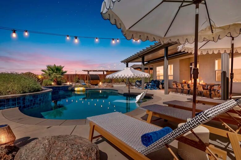 Redding Retreat with Mount Shasta Views, Pool and Sauna - Redding, California