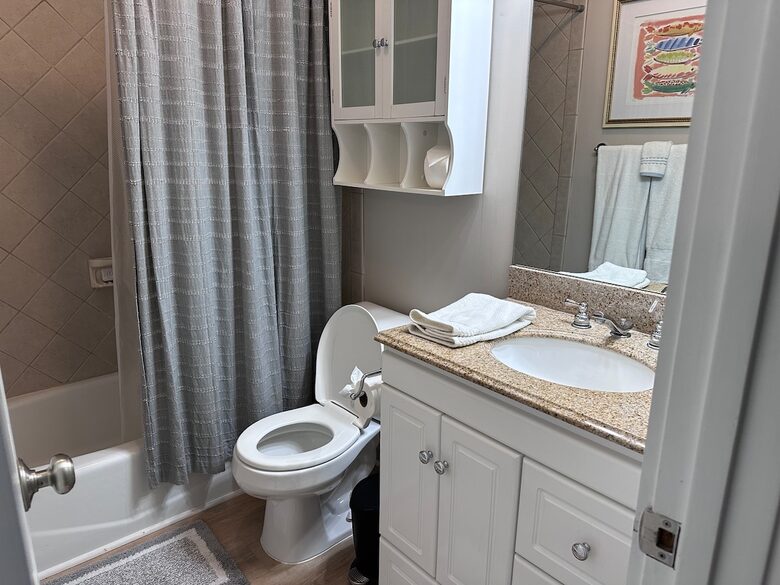 Waterfront Escape with Panoramic Lake Oconee Views - Eatonton, Georgia