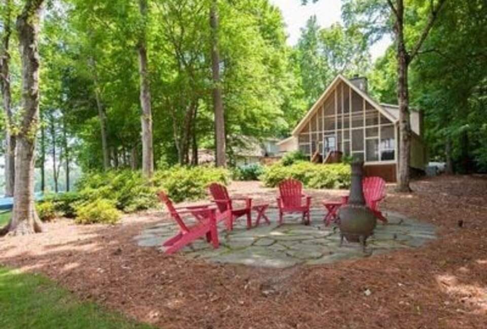 Waterfront Escape with Panoramic Lake Oconee Views - Eatonton, Georgia