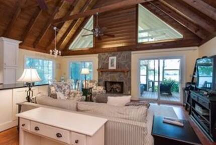 Waterfront Escape with Panoramic Lake Oconee Views - Eatonton, Georgia