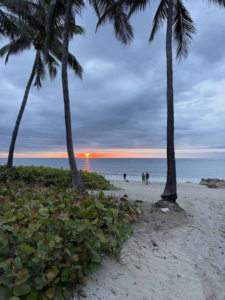 Modern Beachside Retreat Steps from Deerfield Beach - Deerfield Beach, Florida