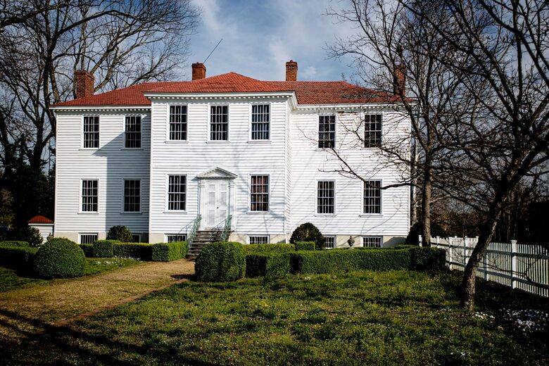 Historic Petersburg Residence with Five Suites and Gardens - Petersburg, Virginia