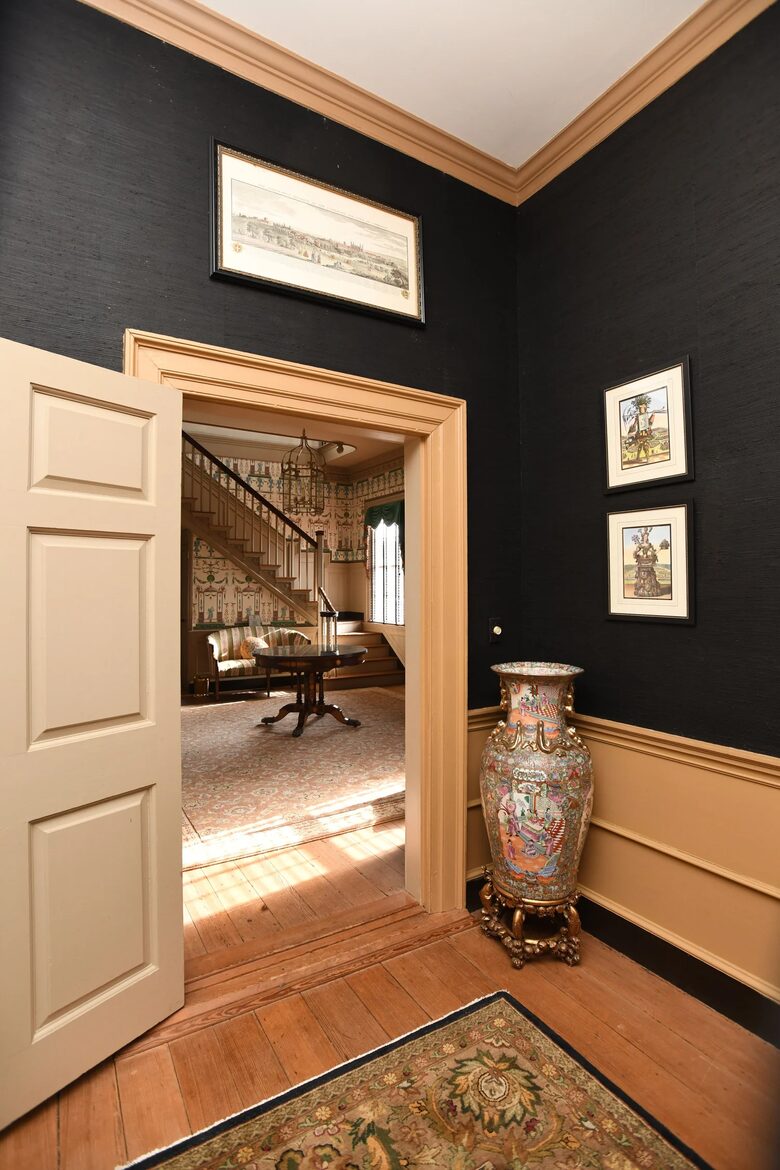 Historic Petersburg Residence with Five Suites and Gardens - Petersburg, Virginia