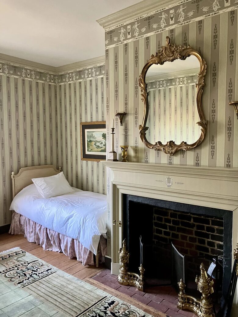 Historic Petersburg Residence with Five Suites and Gardens - Petersburg, Virginia