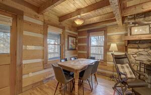 Cozy Log Cabin in the North Carolina Mountains - Zionville, North Carolina