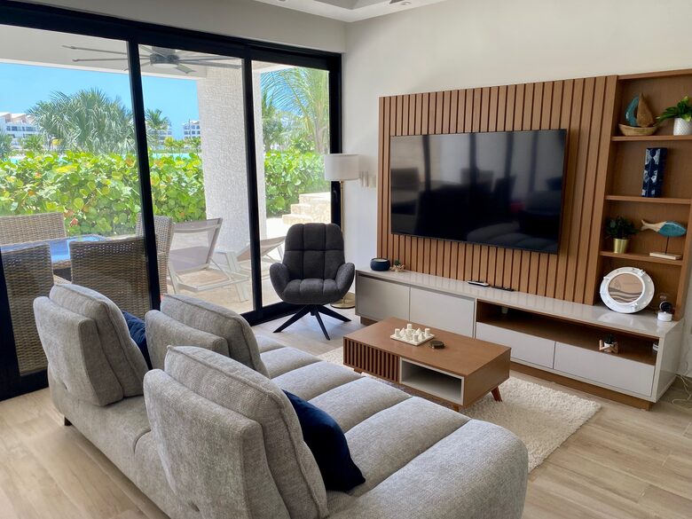 Waterfront Living on Punta Cana’s Crystal Lagoon - Punta Cana, Dominican Republic