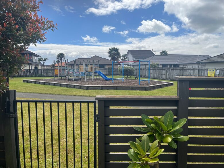 Whangārei Coastal Retreat with Pool, Golf and Tennis - Whangārei, New Zealand