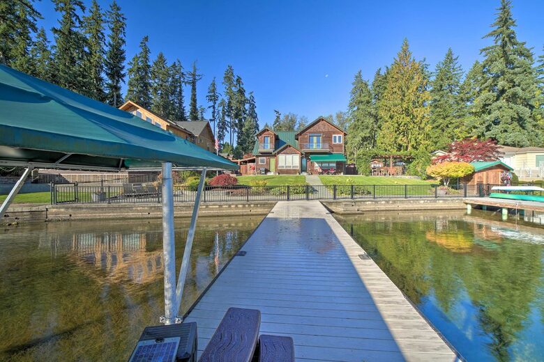 Waterfront Living in the Foothills of Mount Rainier - Eatonville, Washington