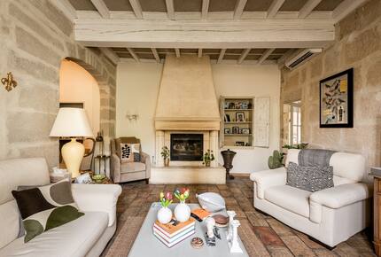 Historic Convent Home in Provence - Barbentane, France