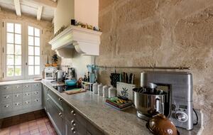 Historic Convent Home in Provence - Barbentane, France