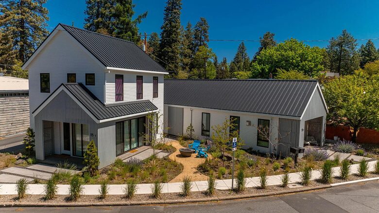 Contemporary Old Bend Home Near Downtown - Bend, Oregon