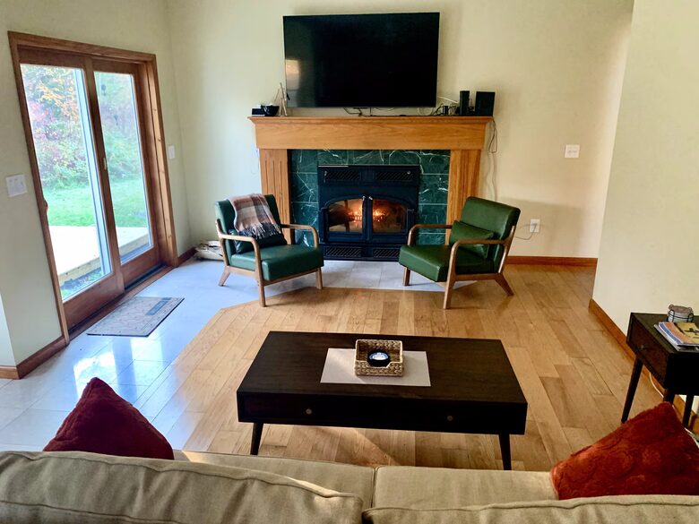 Peaceful Palenville Escape Surrounded by Woodlands - Palenville, New York