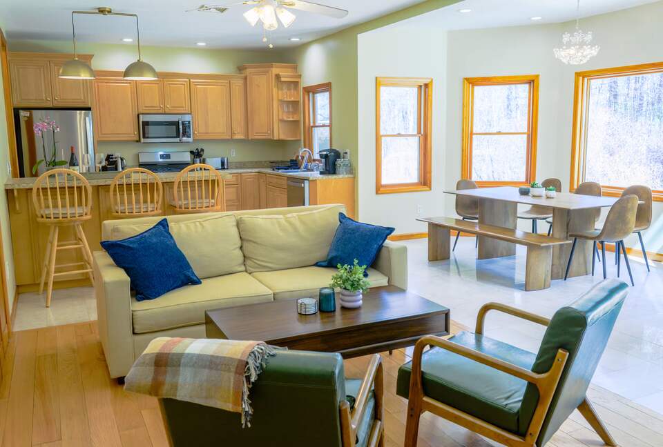 Peaceful Palenville Escape Surrounded by Woodlands - Palenville, New York