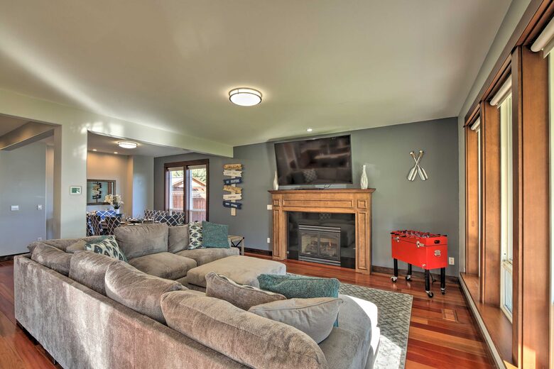 Waterfront Living in the Foothills of Mount Rainier - Eatonville, Washington