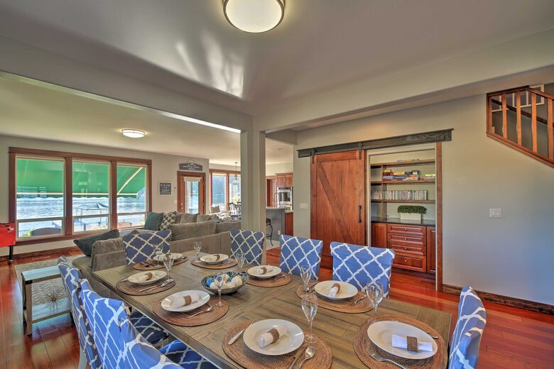 Waterfront Living in the Foothills of Mount Rainier - Eatonville, Washington