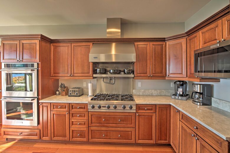 Waterfront Living in the Foothills of Mount Rainier - Eatonville, Washington