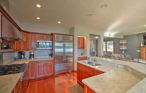 Waterfront Living in the Foothills of Mount Rainier - Eatonville, Washington