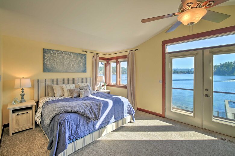 Waterfront Living in the Foothills of Mount Rainier - Eatonville, Washington